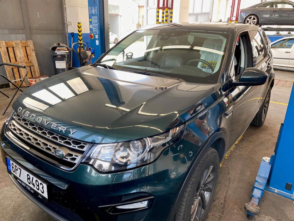 Land Rover Discovery garanční prohlídka